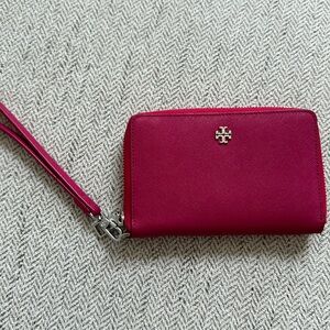 Tory Burch Wristlet, perfect condition 💕